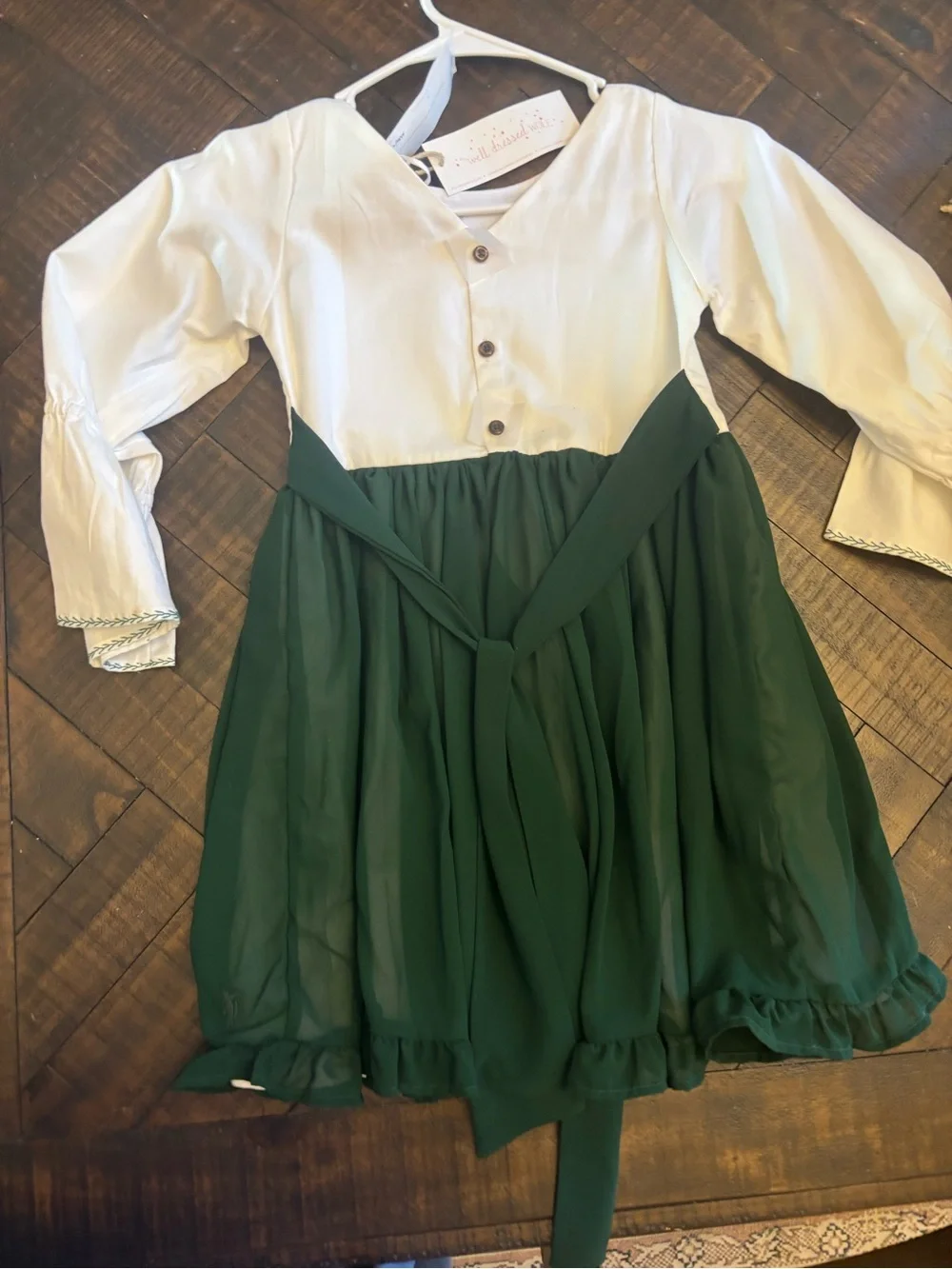 NWTS WELL DRESSED WOLF PINECONE HOLIDAY CHRISTMAS DRESS WDW